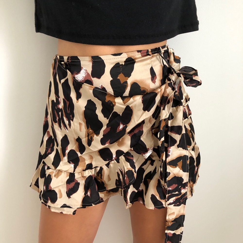 Princess Polly Leopard Mini Skirt